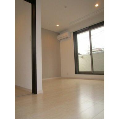 セキュリティ　同シリーズ別写真参照