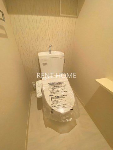 トイレ　ウォシュレット付き