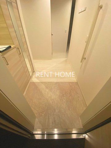 玄関　シューズボックスあります