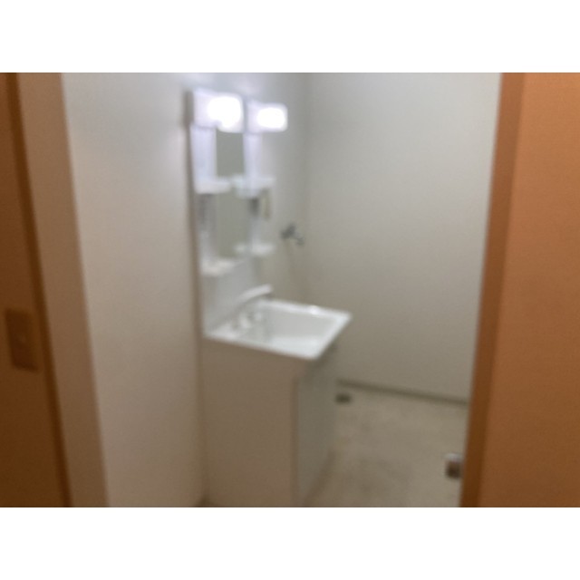 洗面設備　使いやすい洗面所です