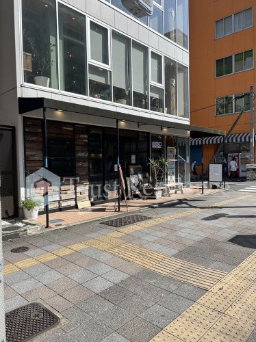 飲食店　?（飲食店）まで416m