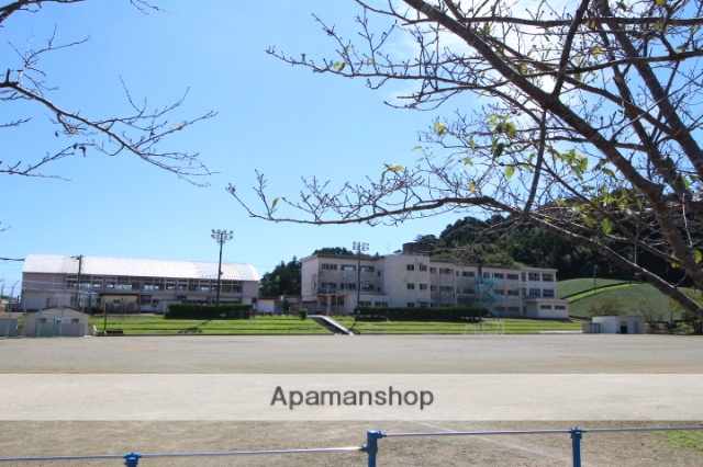 小学校　菊川市立内田小学校（小学校）まで1354m