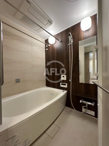 バス・シャワールーム　プレサンスロジェ森ノ宮　浴室