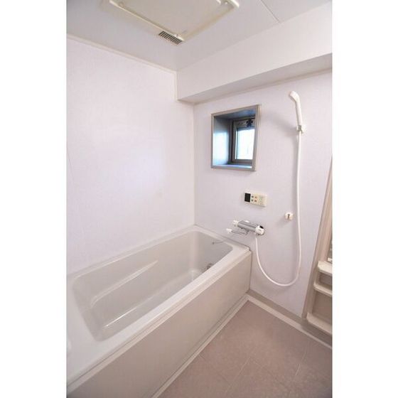 バス・シャワールーム　別部屋参考写真