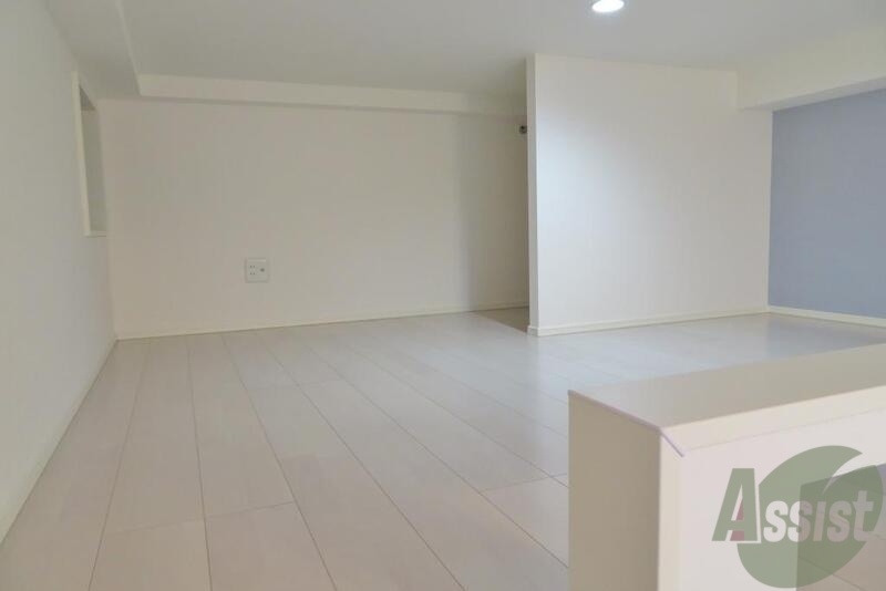 その他部屋・スペース　ロフトは寝室として使えそうな広さですね～。