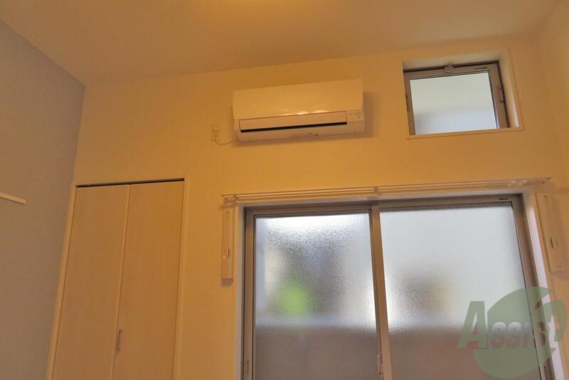 その他設備　エアコンはもちろんあります。夏もバッチリですね。