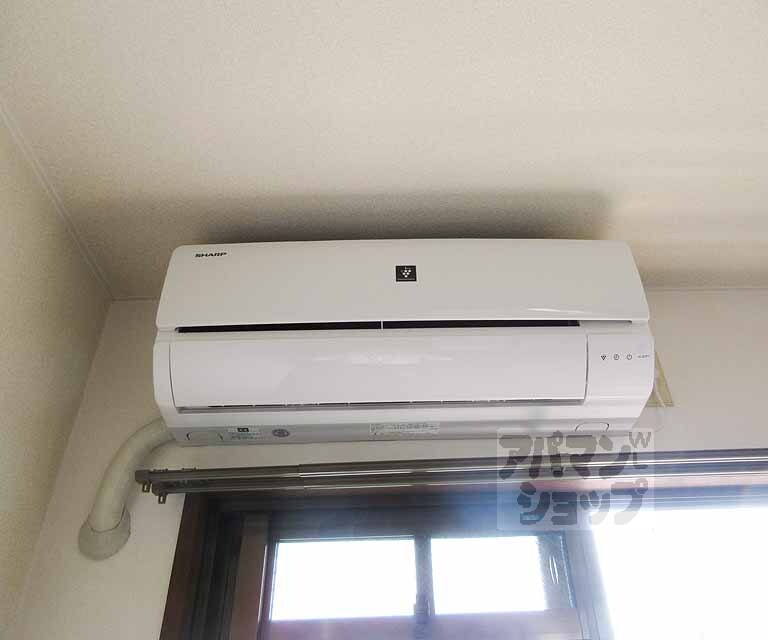 その他設備　クーラー付き