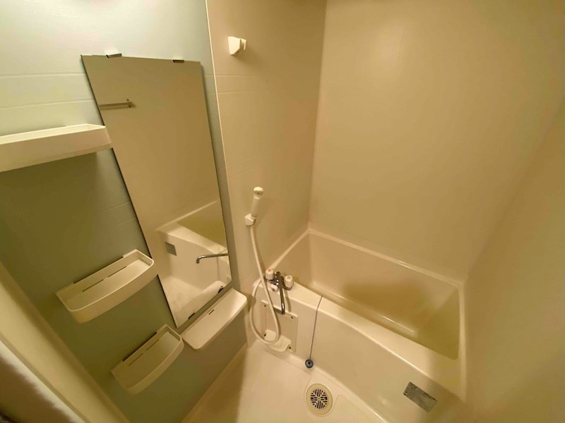 バス・シャワールーム　同物件別部屋イメージ