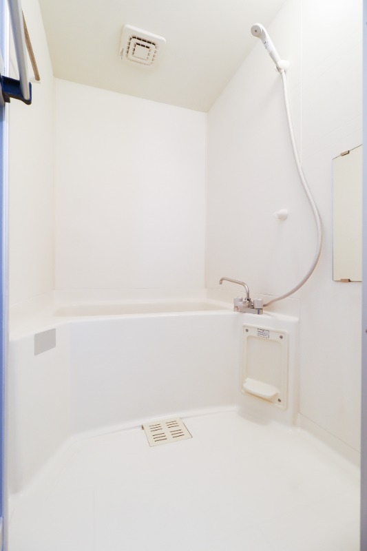 バス・シャワールーム　図面と現状に相違がある場合には現状を優先