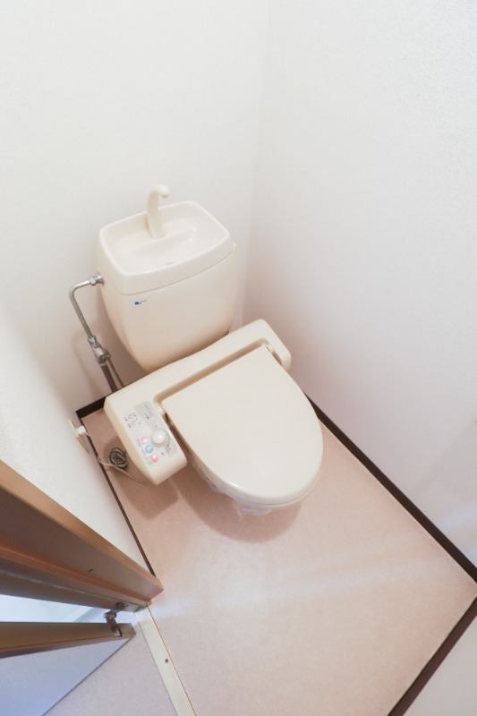 トイレ　図面と現状に相違がある場合には現状を優先