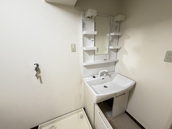 洗面設備　※別部屋の写真です