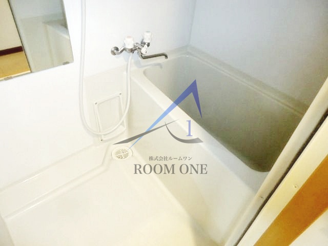 バス・シャワールーム　お風呂です。