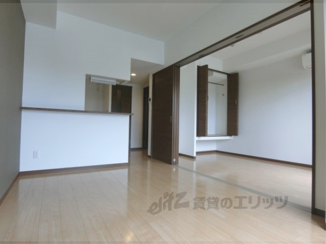 居室・リビング　居室