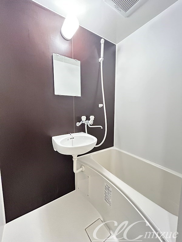 バス・シャワールーム　参考写真