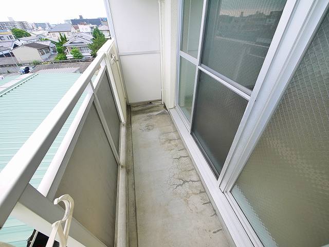 バルコニー　広々としたバルコニーです