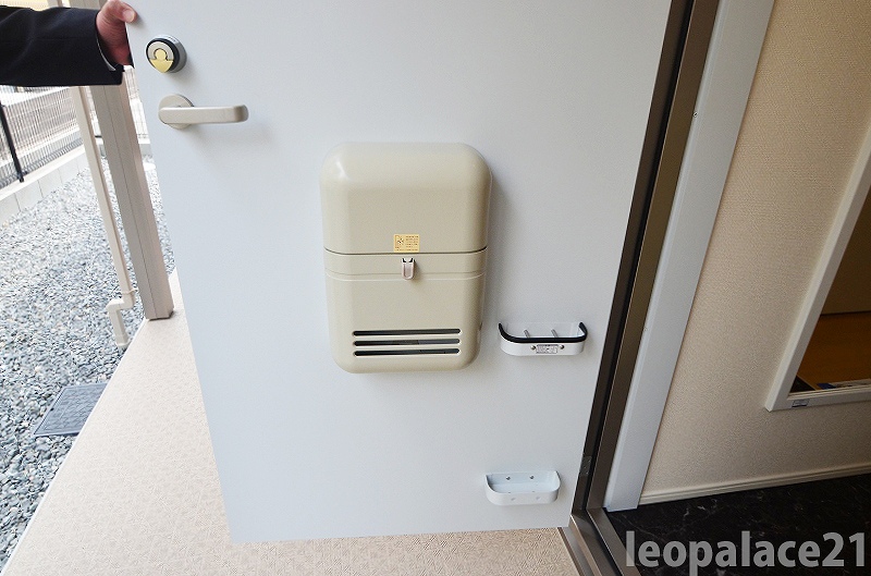 玄関　※写真と現物が異なる場合は現物を優先いたします。