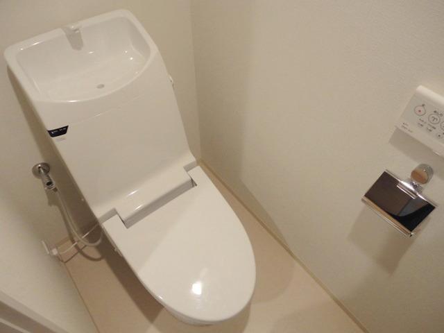 トイレ　※別部屋の参考写真です。