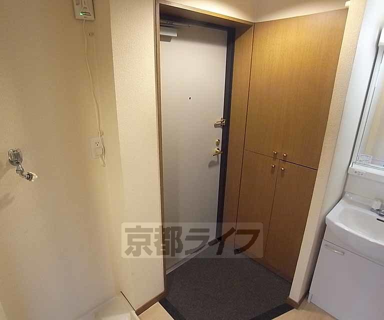 玄関　シューズボックスがあります。