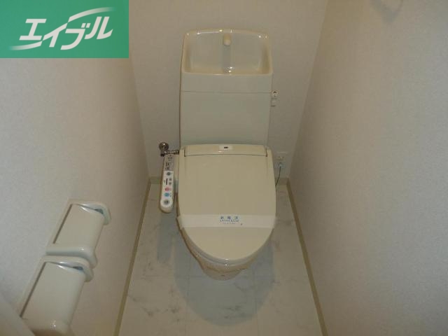 トイレ　シャワー付トイレ