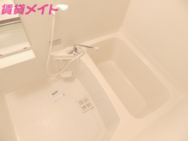 バス・シャワールーム　同型参考写真