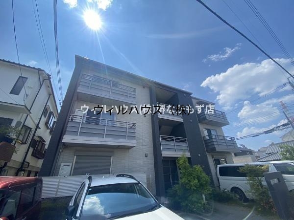 建物外観　積水ハウスシャーメゾン！全室角部屋！