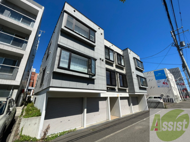 建物外観　札幌市東区北１５条東「イーストビレッジ」