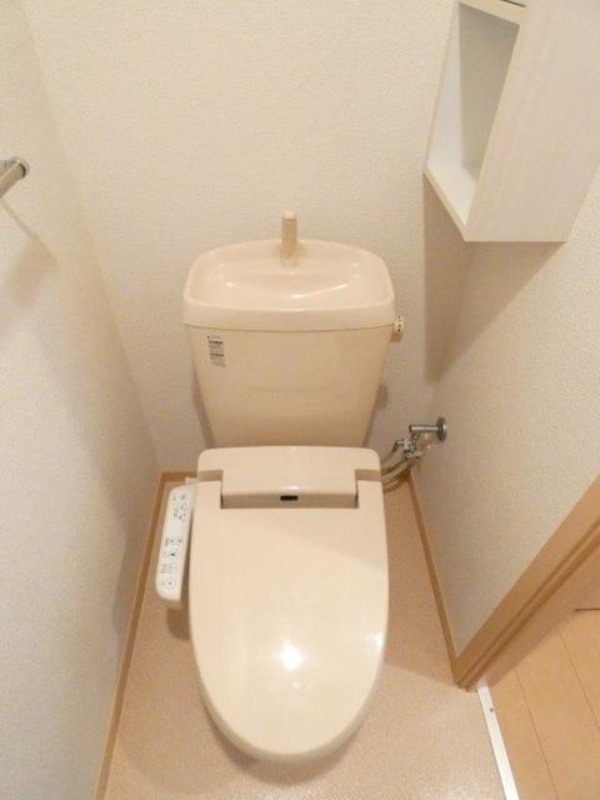 トイレ　図面と現状に相違がある場合には現状を優先
