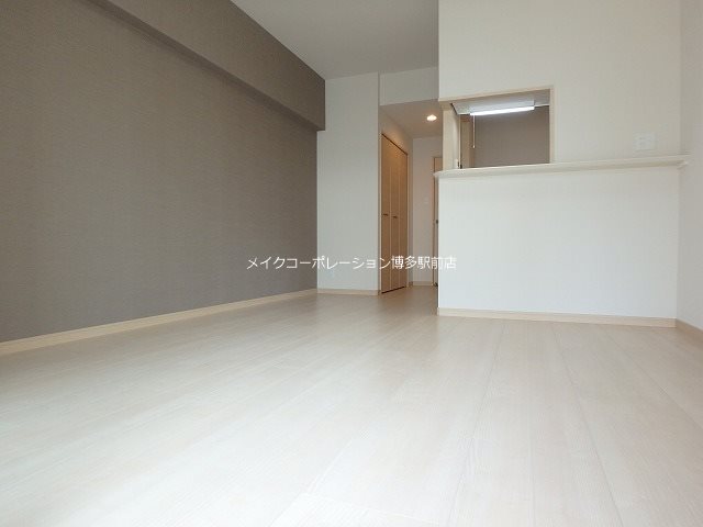 居室・リビング　※写真は棟内別部屋参考写真