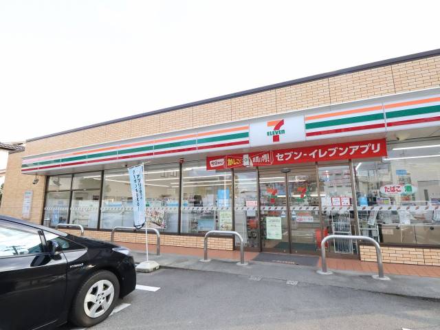 コンビニ　セブンイレブン（コンビニ）まで330m