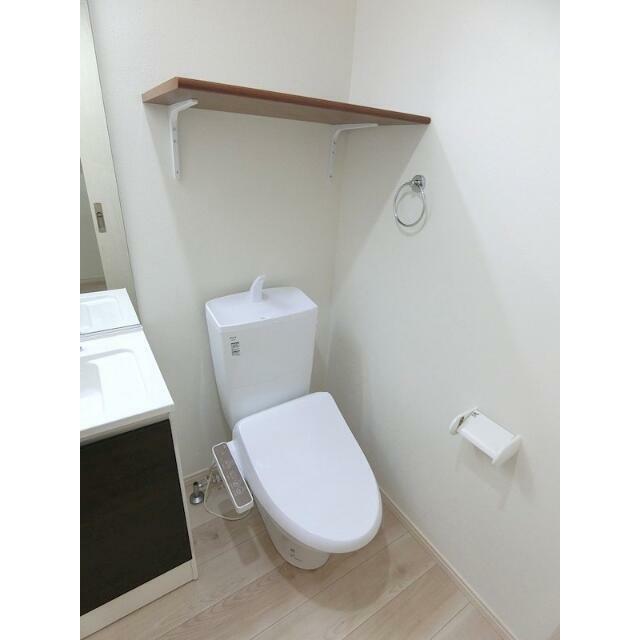 トイレ　ウォシュレット付き！