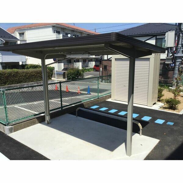 エントランス　建物の内部です