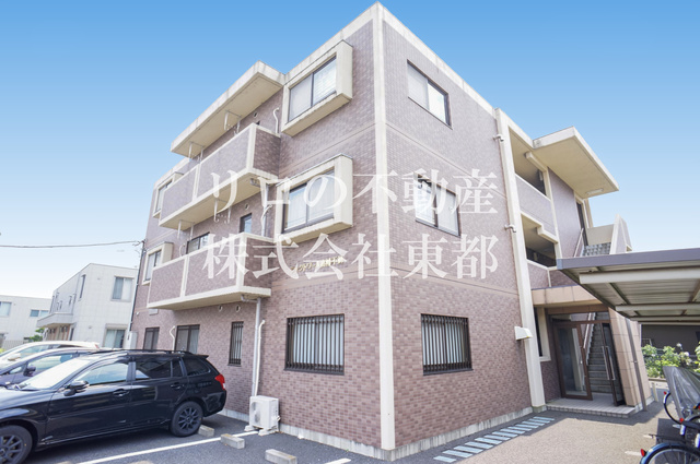 建物外観　人気の鉄筋コンクリート造マンションです♪