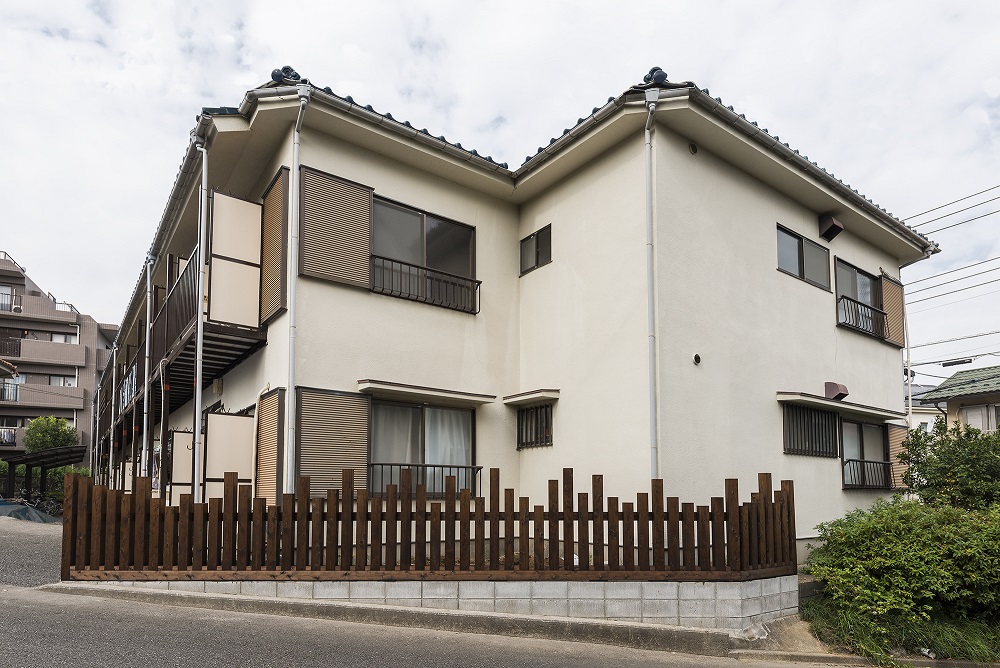 建物外観　外観は昔ながらですがお部屋はとても綺麗です！