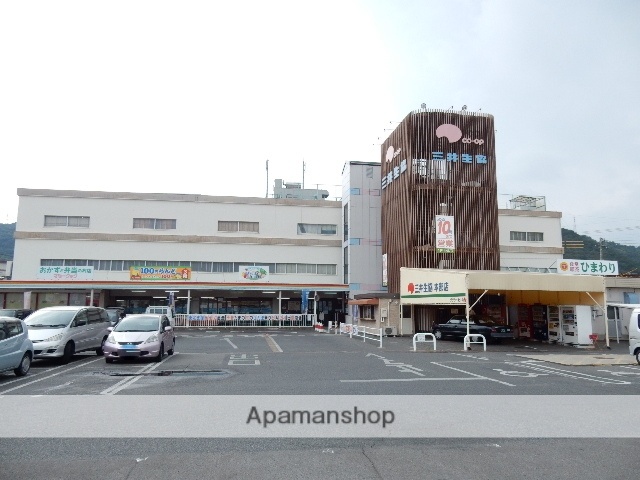 スーパー　三井生協本部店（スーパー）まで440m