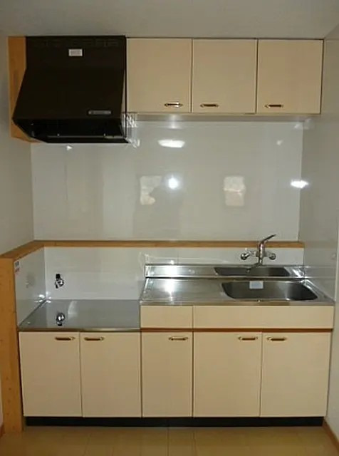 キッチン　※同マンション別間取りのお部屋です