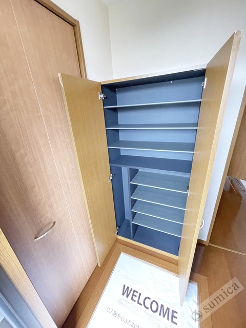 玄関　たくさんの靴を収納可能です♪♪