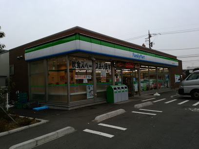 コンビニ　ファミリーマート 宿河原二丁目店（コンビニ）まで266m