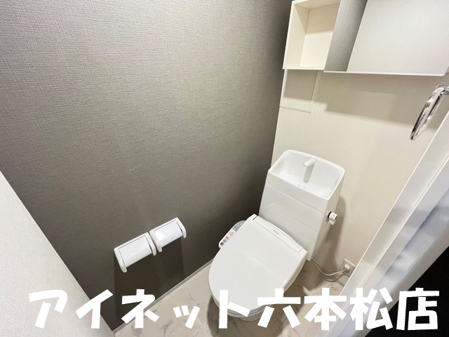 トイレ　落ち着く空間ですね。