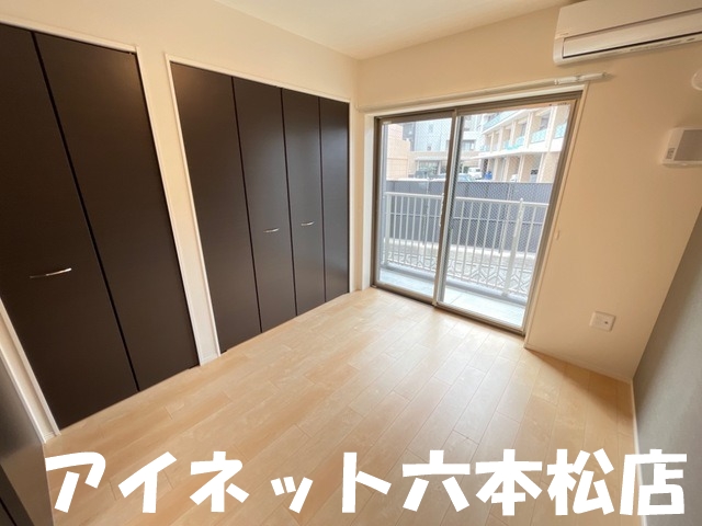 その他部屋・スペース　こちら寝室にいかがでしょうか。