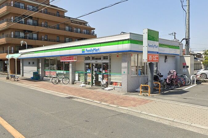コンビニ　ファミリーマート加美正覚寺店（コンビニ）まで280m