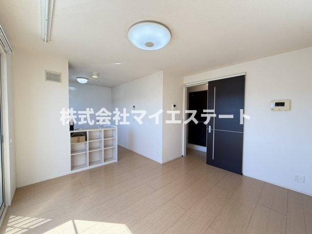 居室・リビング　同型・同タイプ