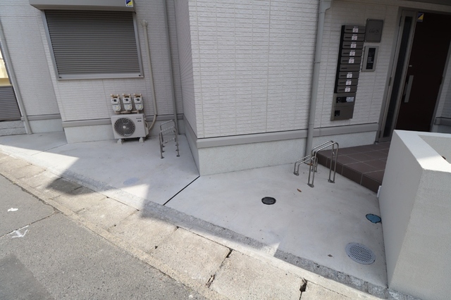 エントランス　駐輪場