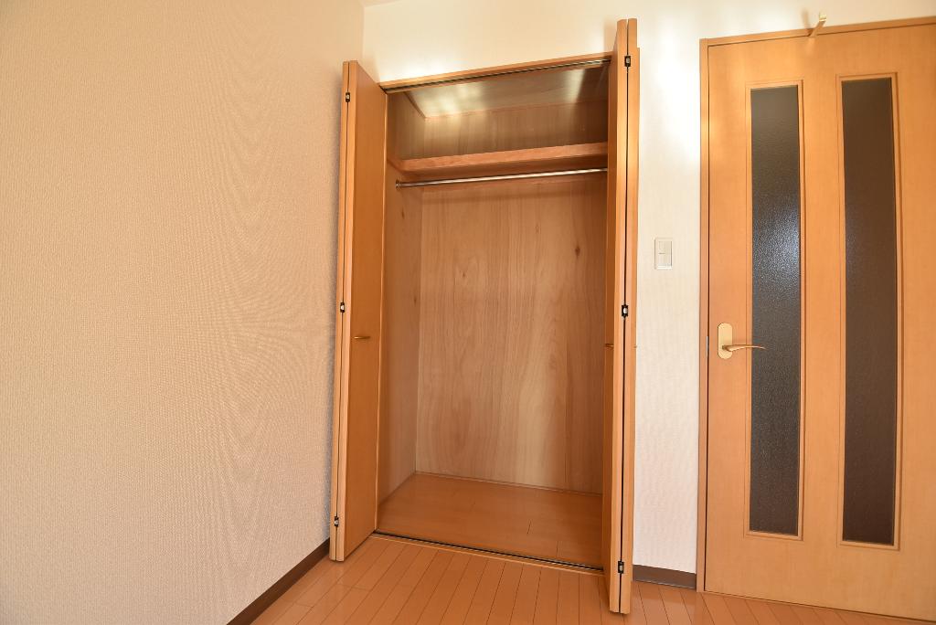 収納　クローゼット