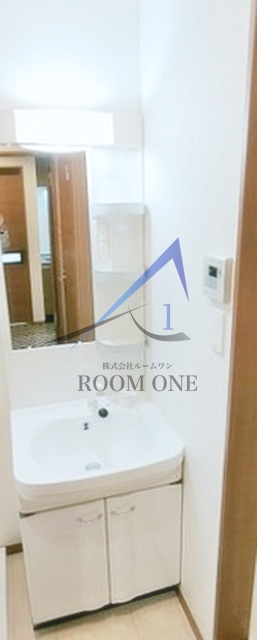 洗面設備　洗面台です。