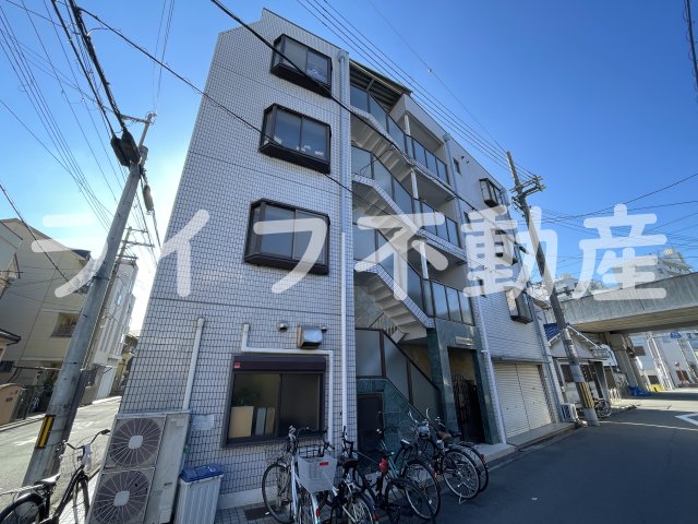 建物外観　外はこのようになっています