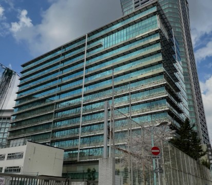 役所　渋谷区役所（役所）まで432m
