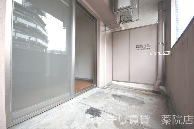 バルコニー　画像は別号室の為、参考写真になります。