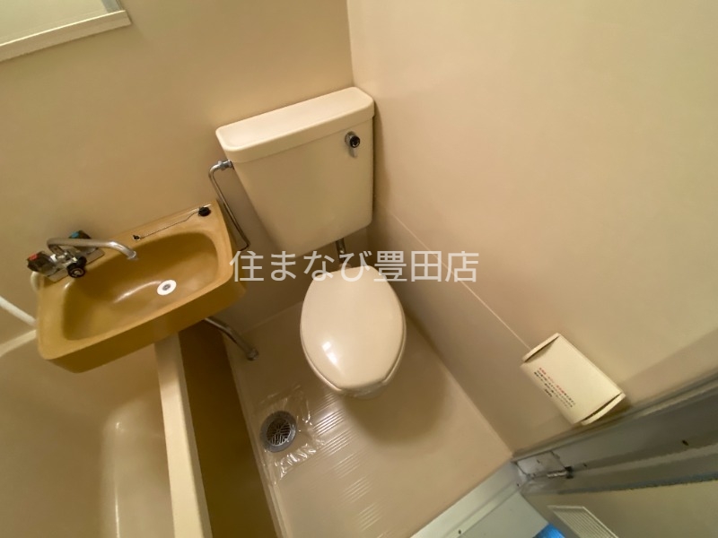 トイレ　同型タイプ