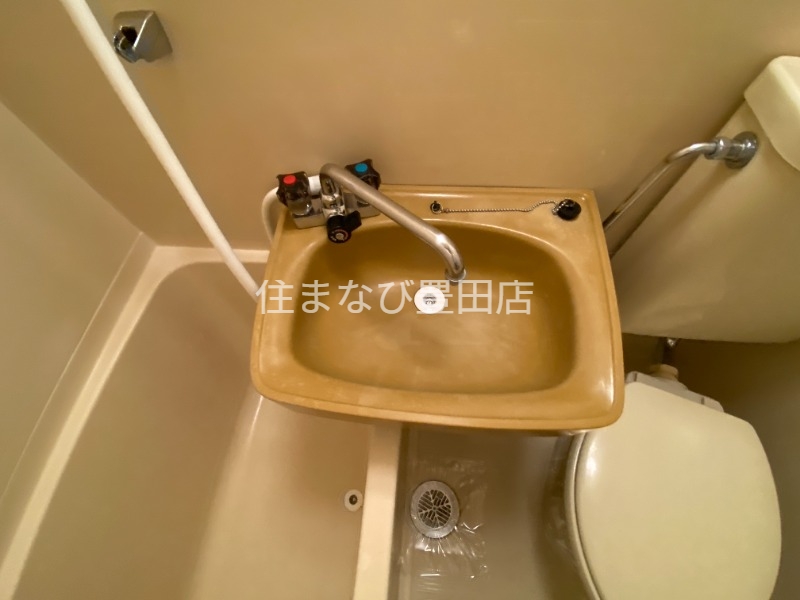 洗面設備　同型タイプ