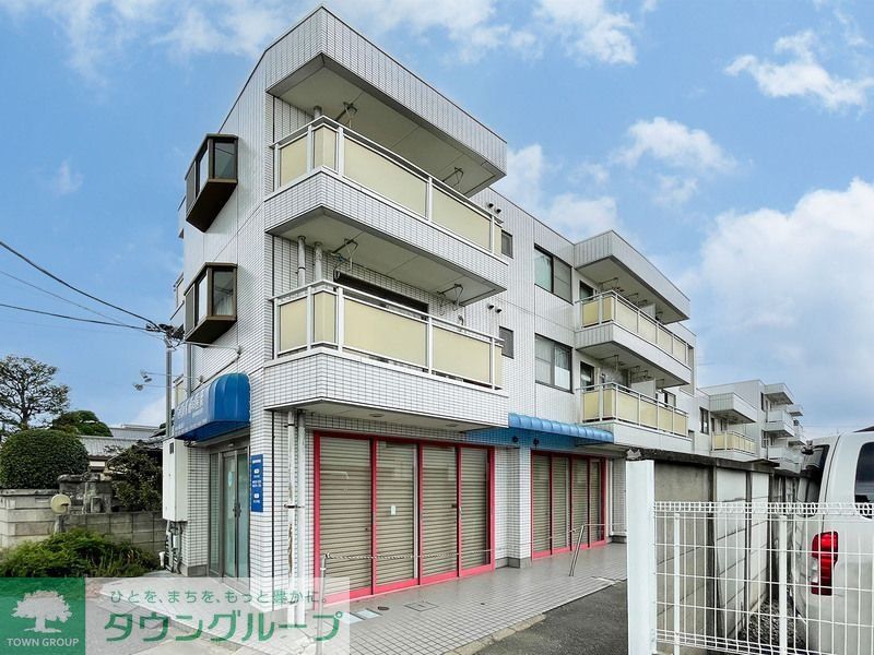 建物外観　タウンハウジング仙川店まで♪